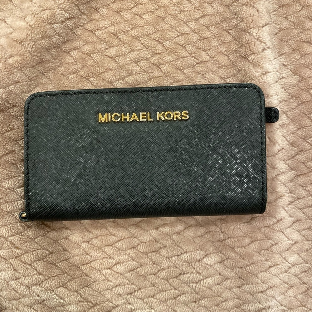 Michael Kors wallet and cell phone holder